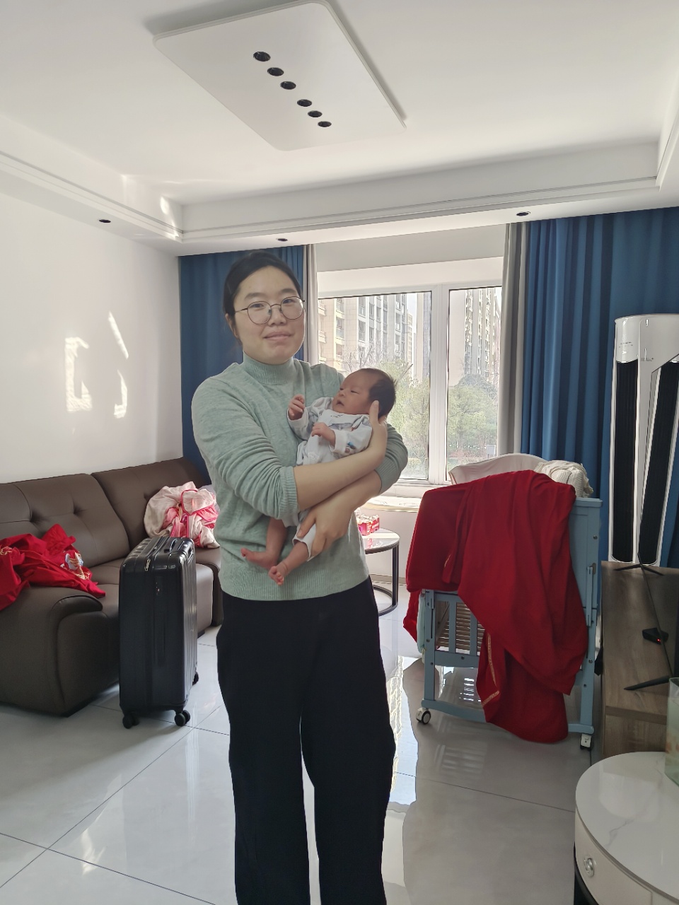 照顾新生儿