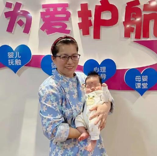 照顾新生儿