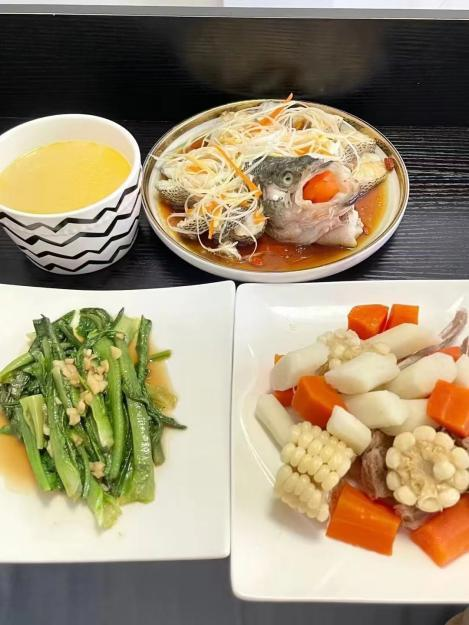 营养月子餐