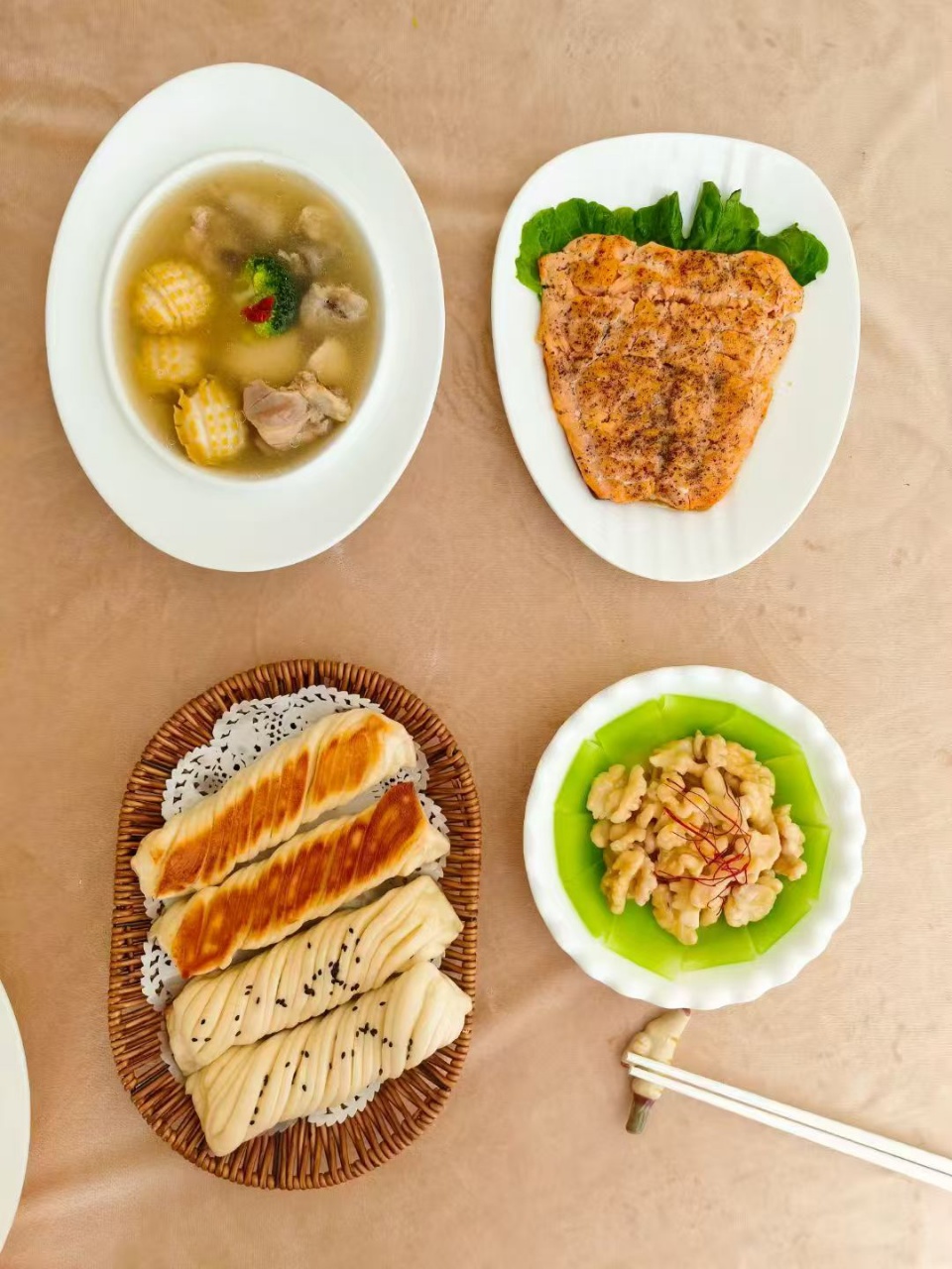 精美营养月子餐