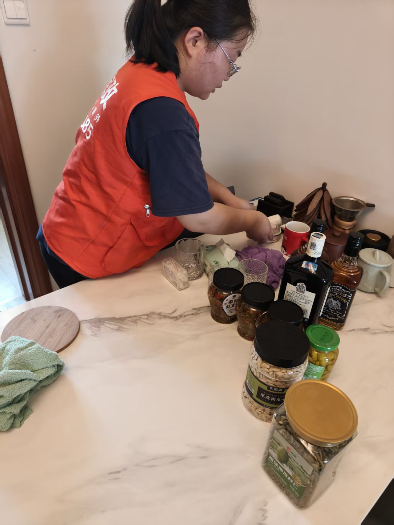 芳桥镇恒大云湖上郡精装洋房家庭保洁服务